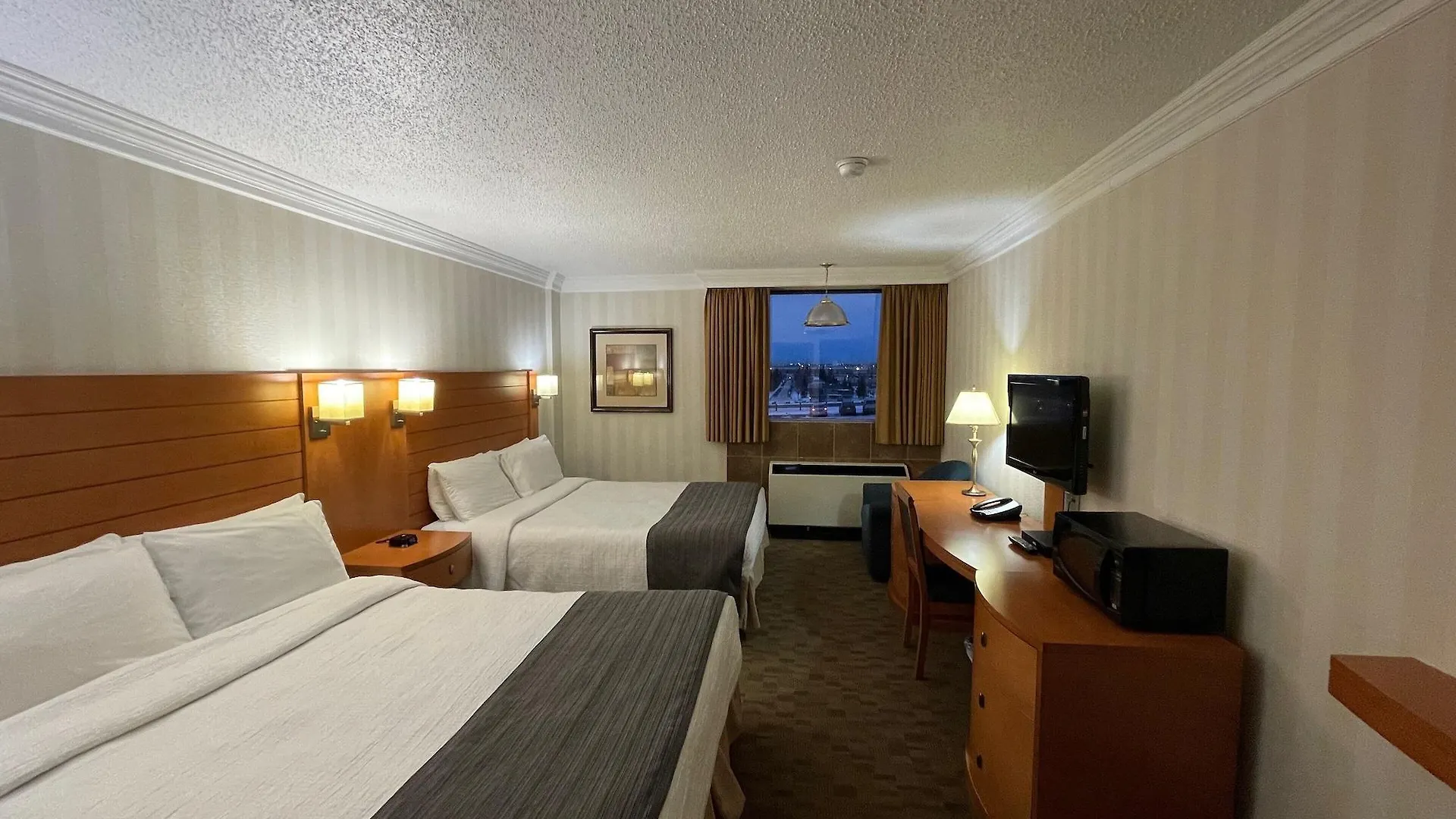 The Glenmore Inn & Convention Centre Calgary